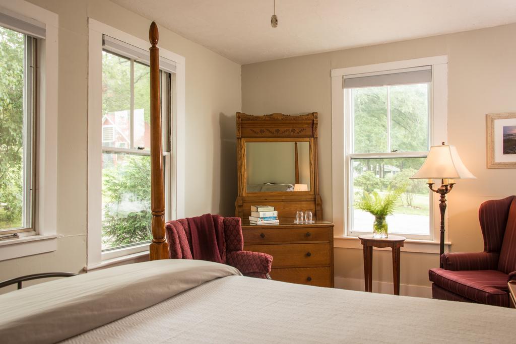 Lake House At Ferry Point Sanbornton Zimmer foto
